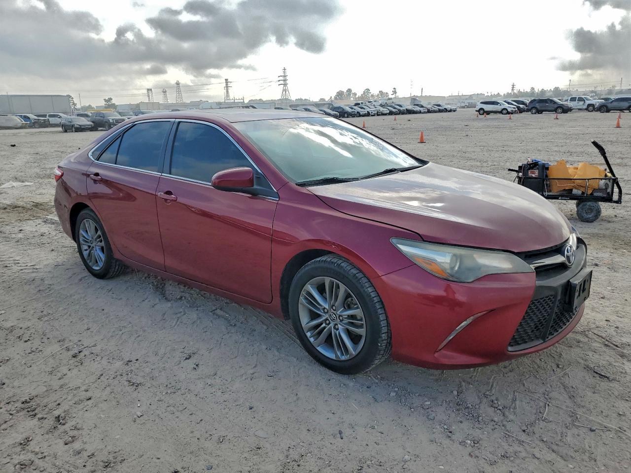 2015 TOYOTA CAMRY