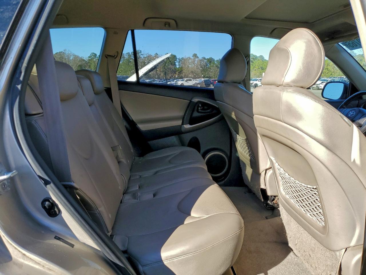 2006 TOYOTA RAV4