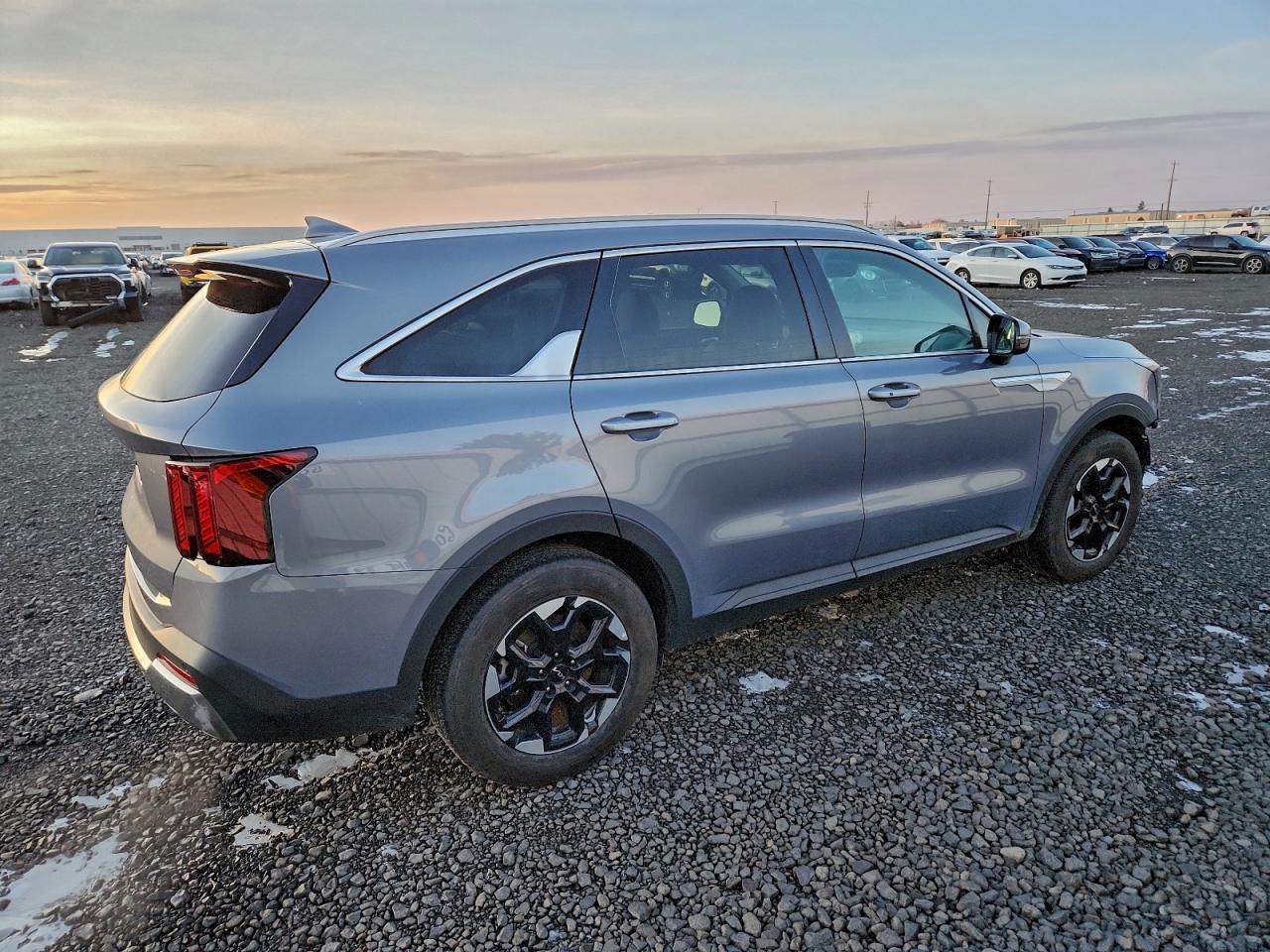 2024 KIA SORENTO
