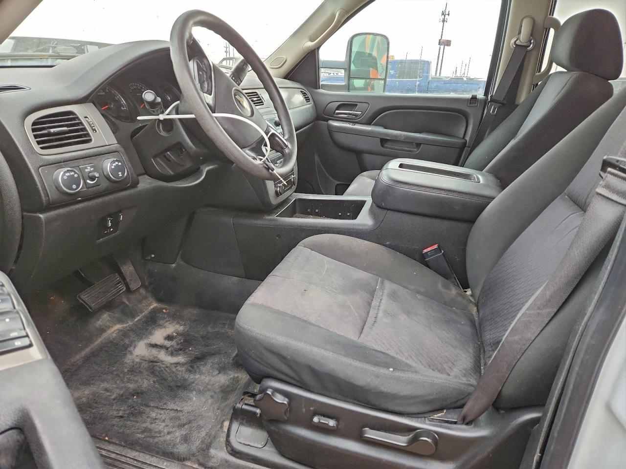 2013 CHEVROLET Suburban