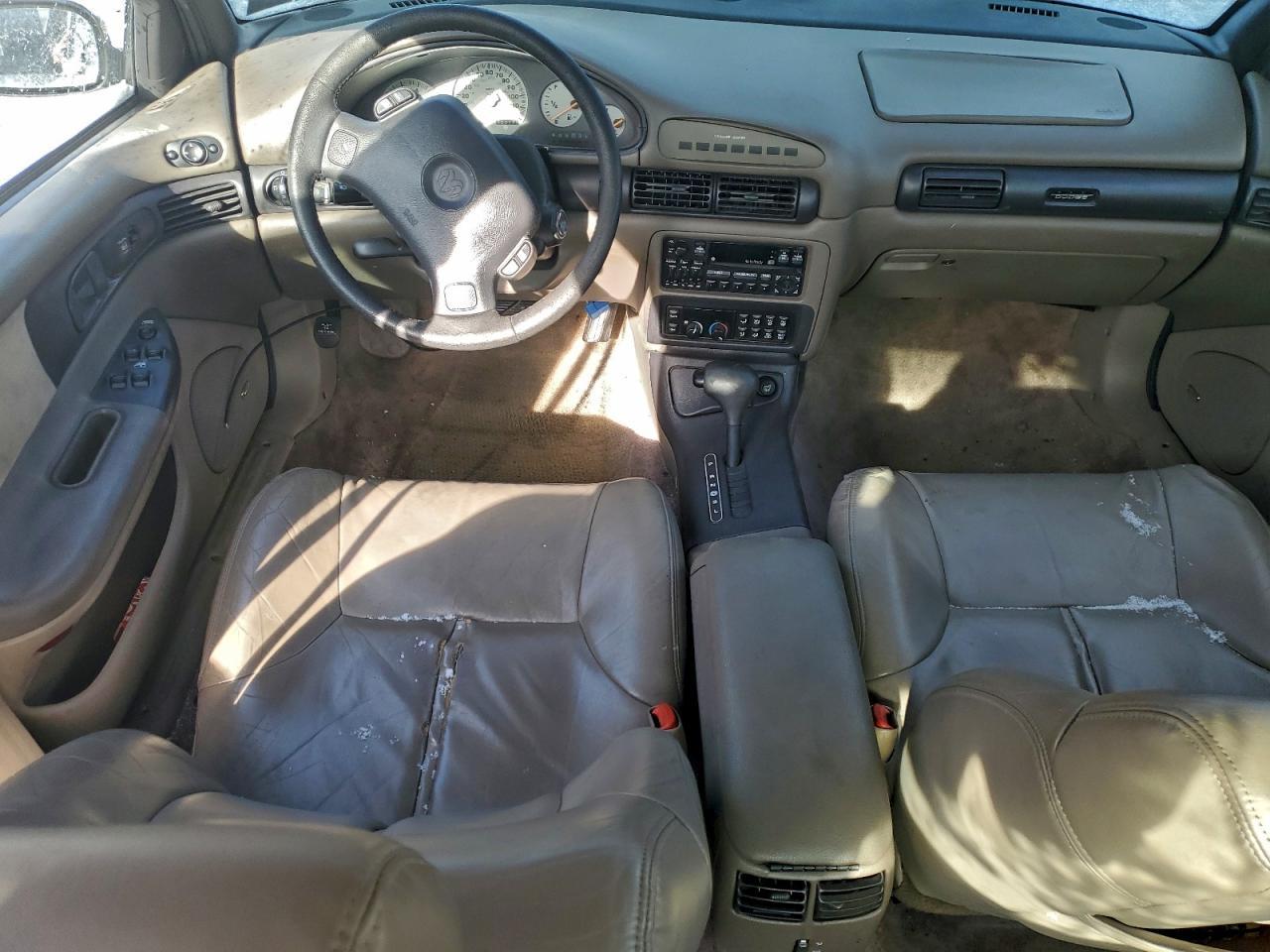 1995 DODGE Intrepid