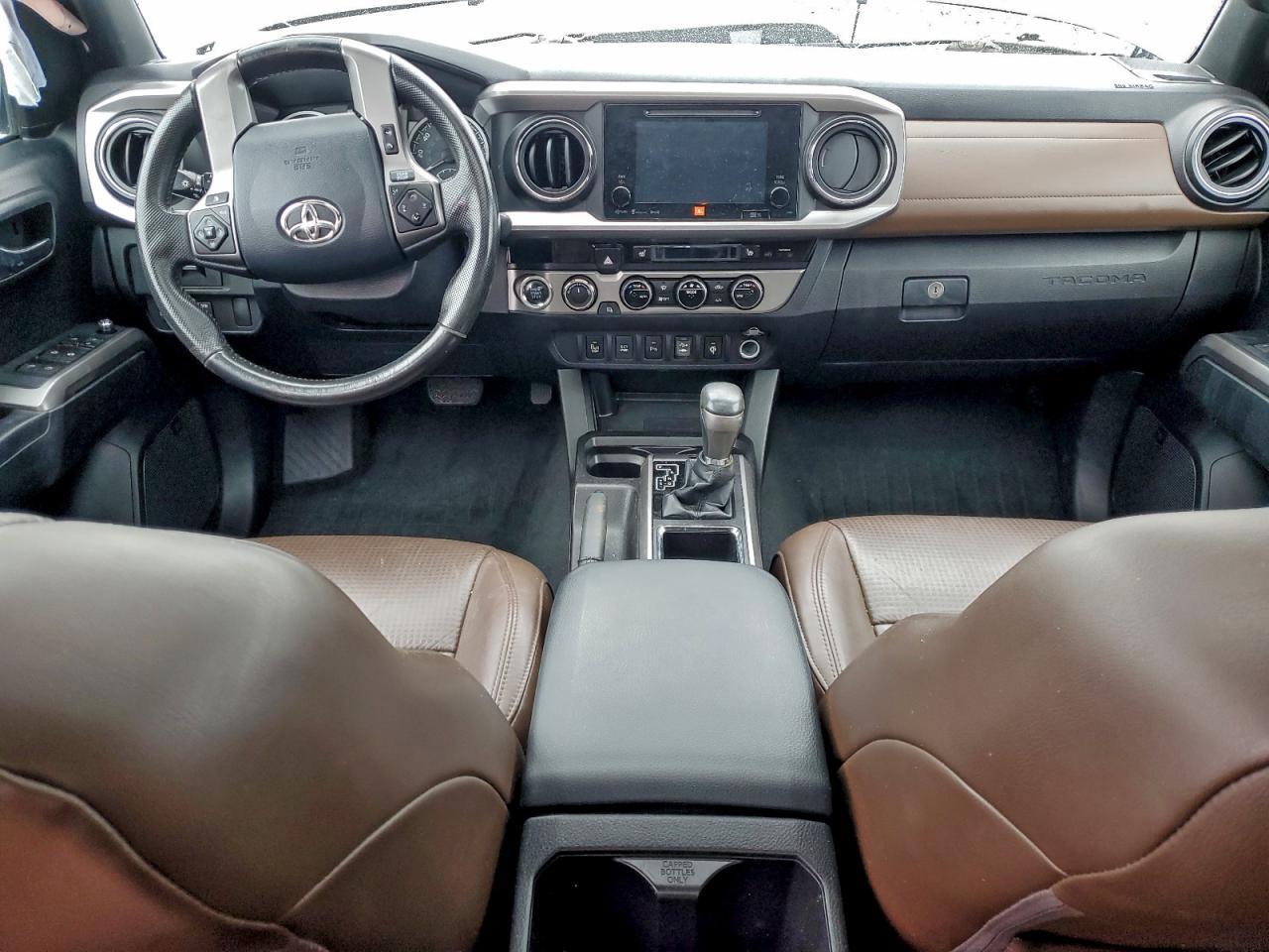 2016 TOYOTA TACOMA