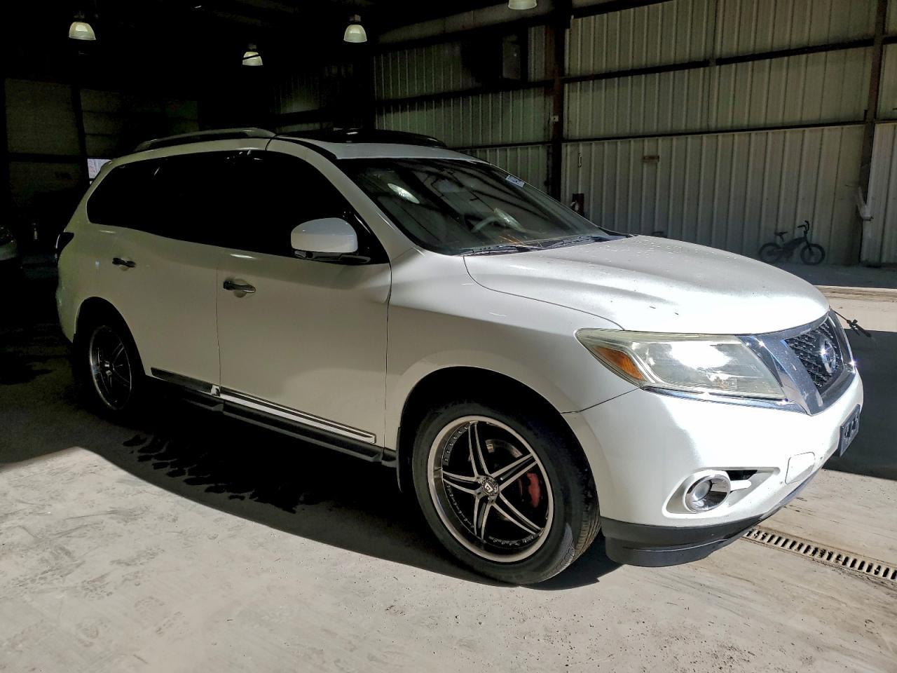 2014 NISSAN PATHFINDER