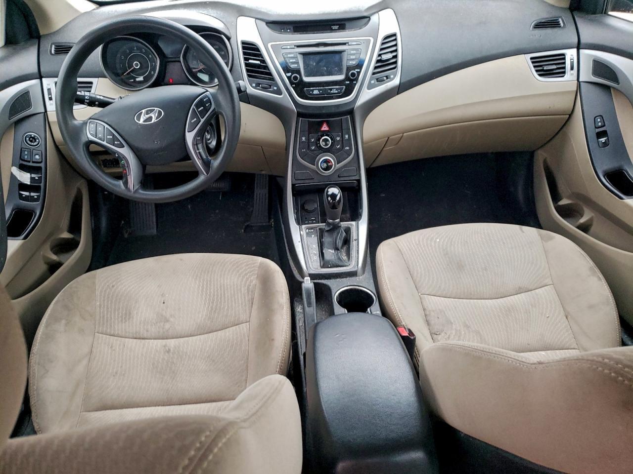 2016 HYUNDAI ELANTRA