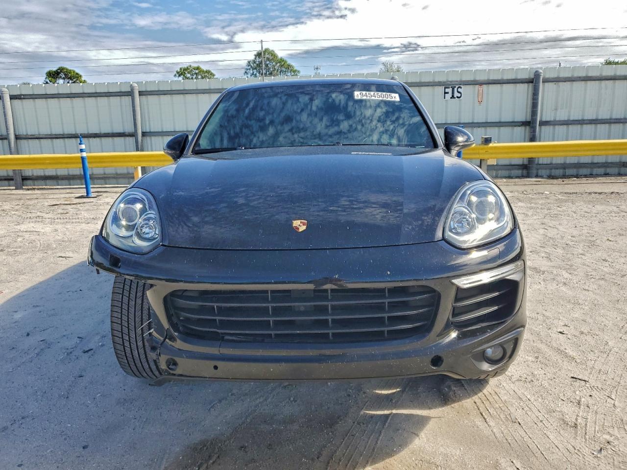 2018 PORSCHE CAYENNE