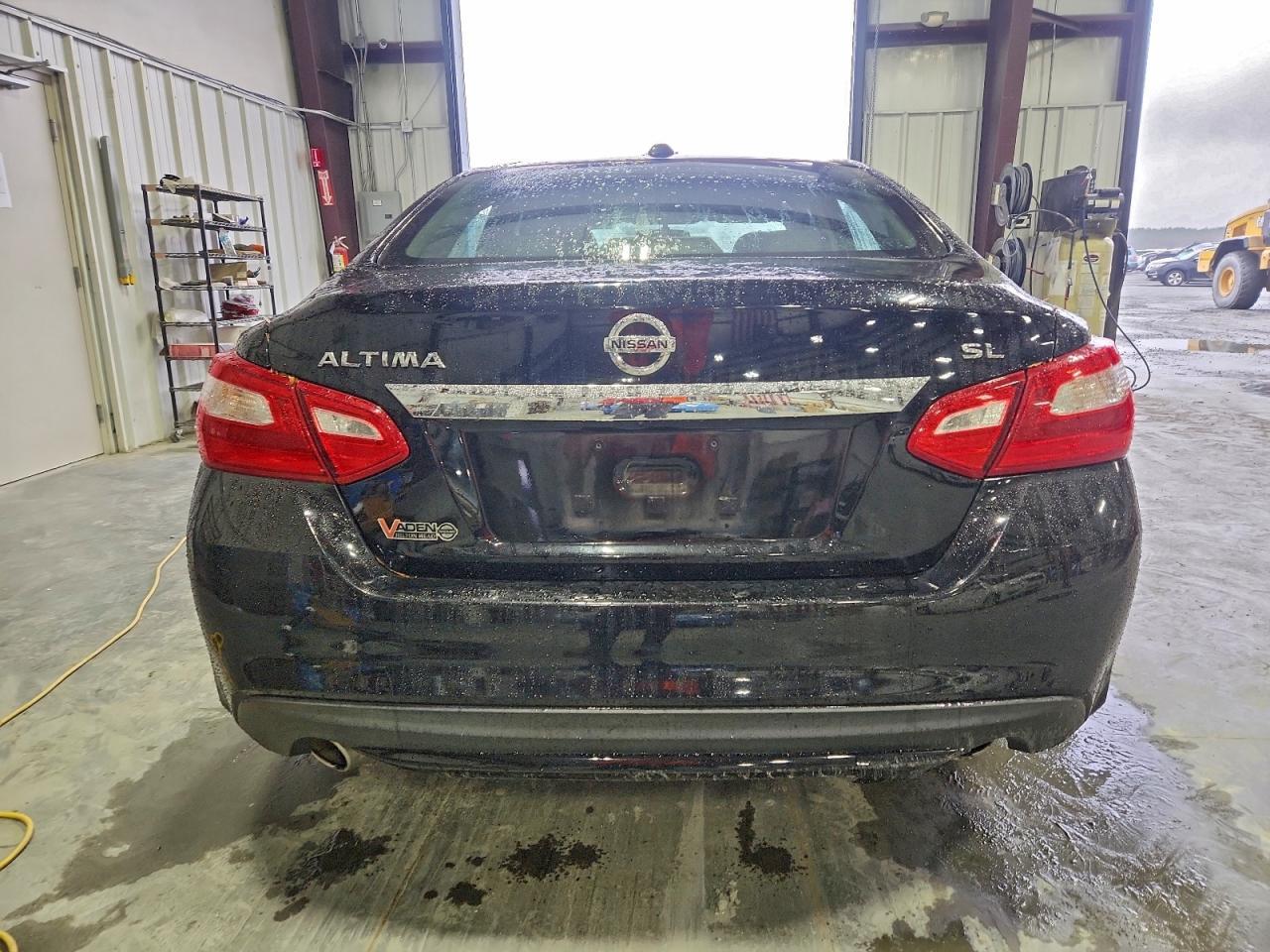 2017 NISSAN ALTIMA