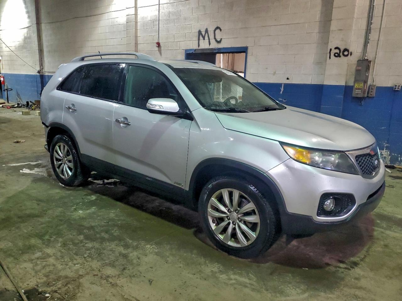 2011 KIA SORENTO