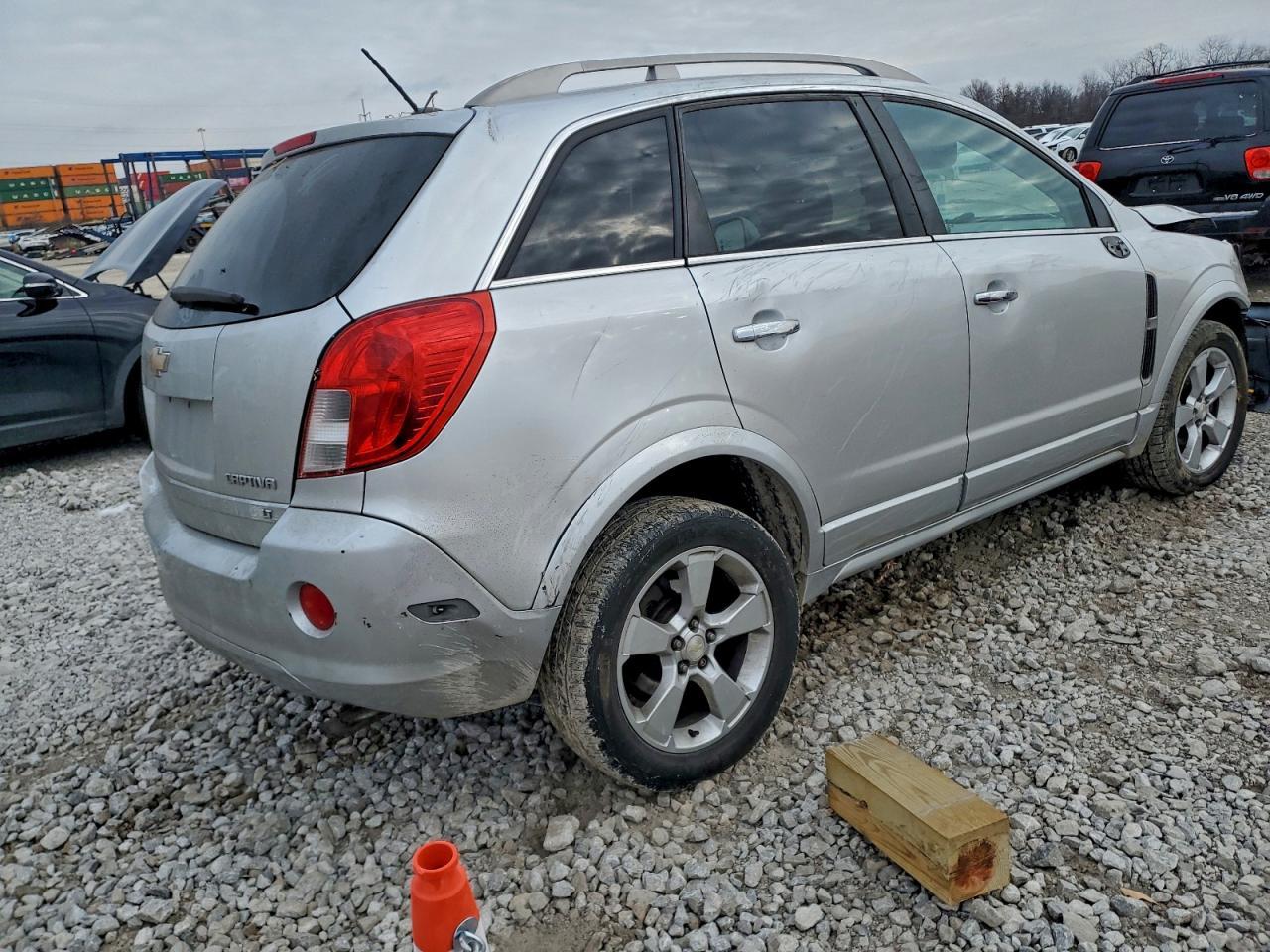 2015 CHEVROLET Captiva
