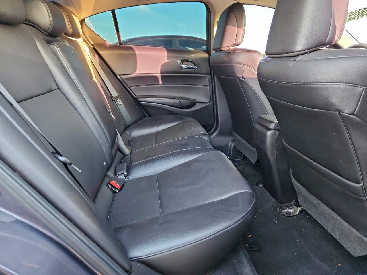 2017 ACURA ILX