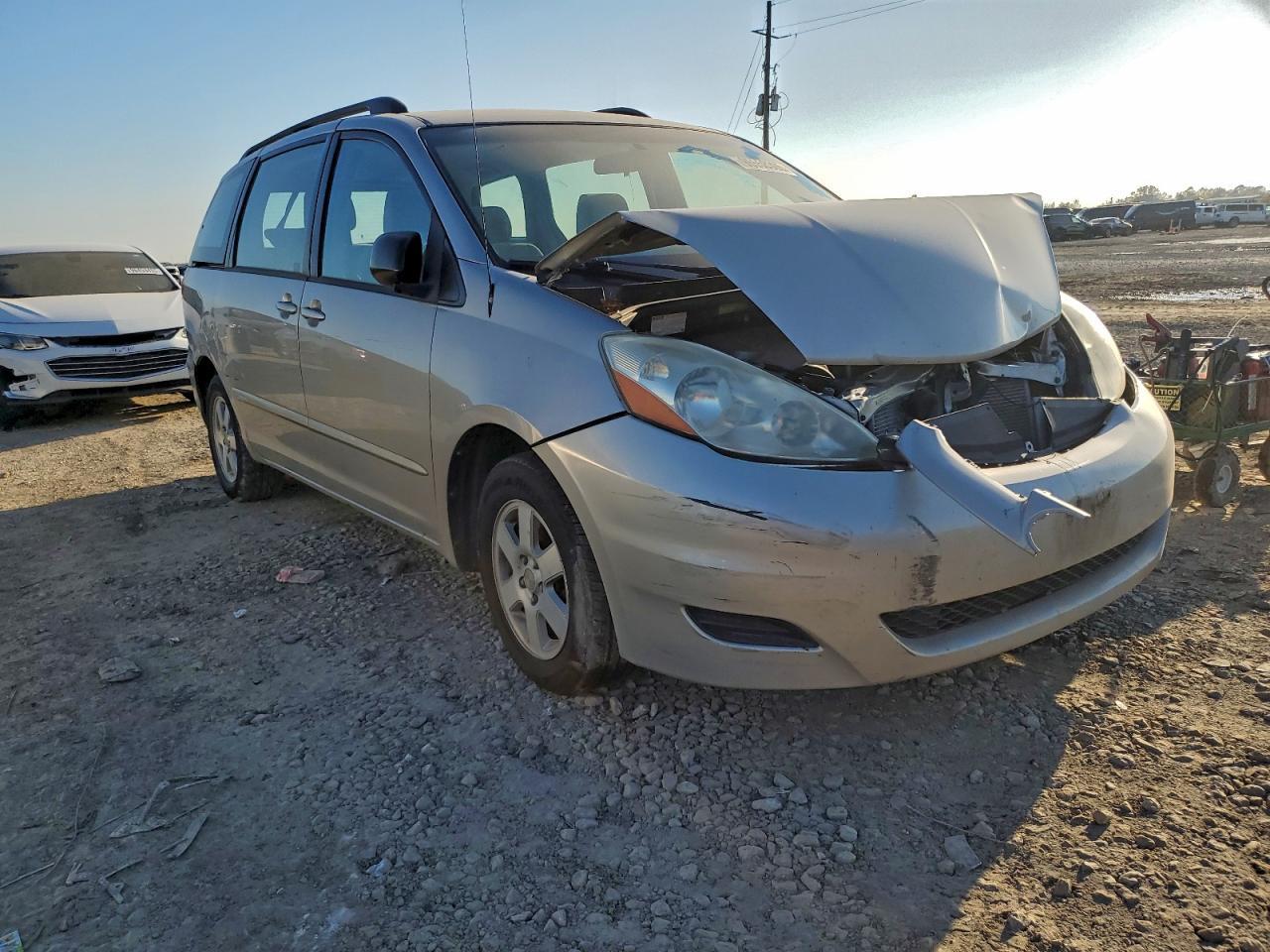 2007 TOYOTA SIENNA