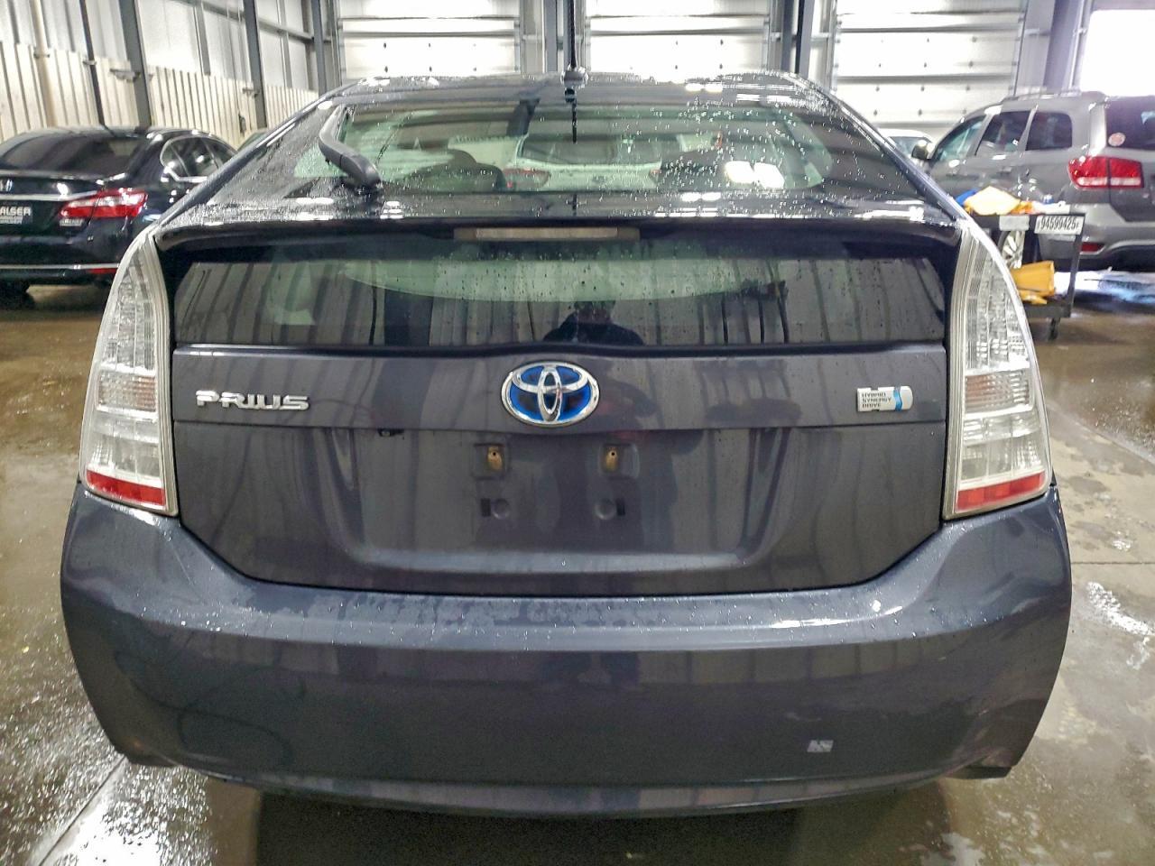 2010 TOYOTA PRIUS