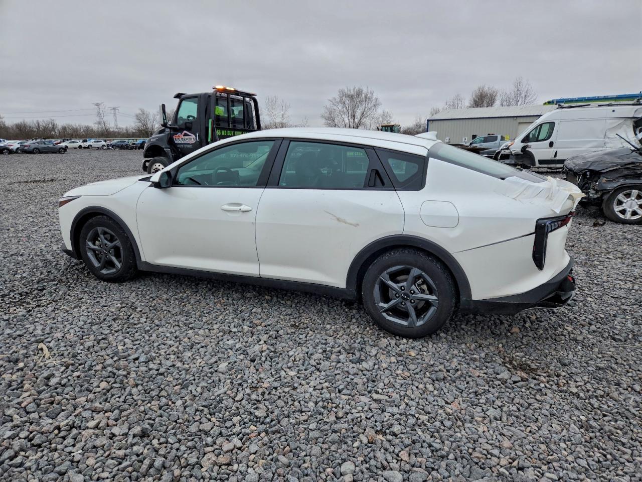 2025 KIA K4