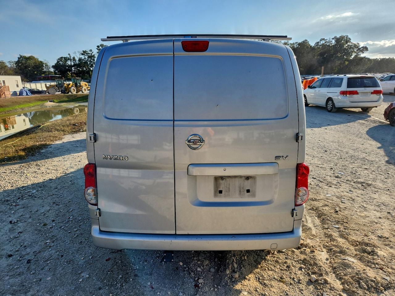 2016 NISSAN NV 200