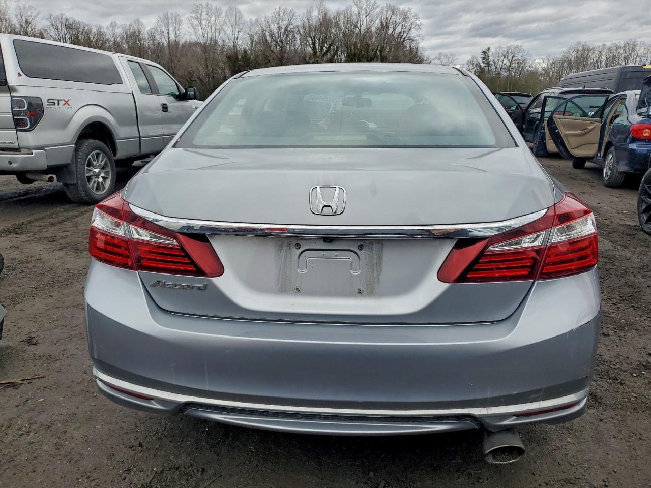 2017 HONDA ACCORD