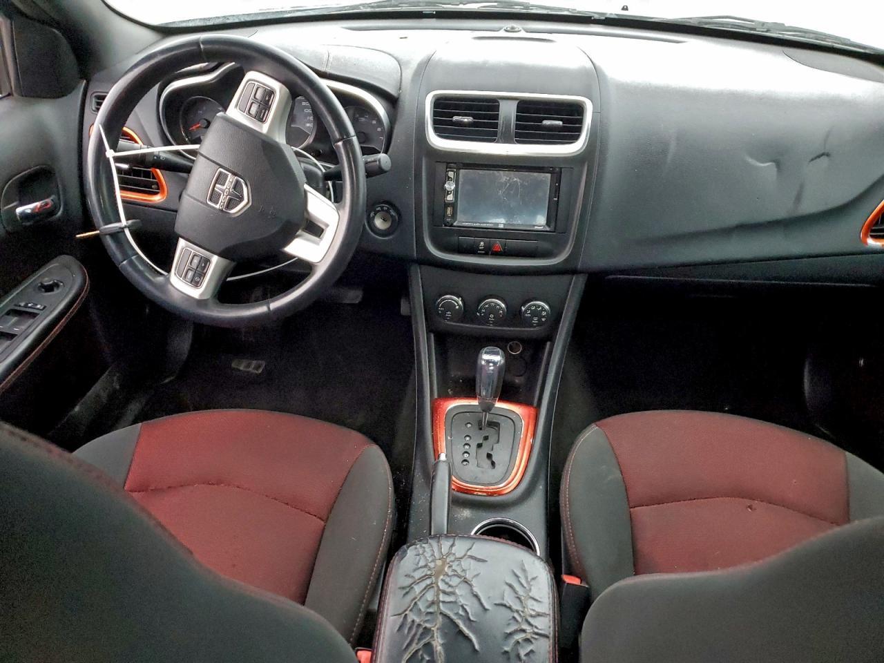 2013 DODGE Avenger