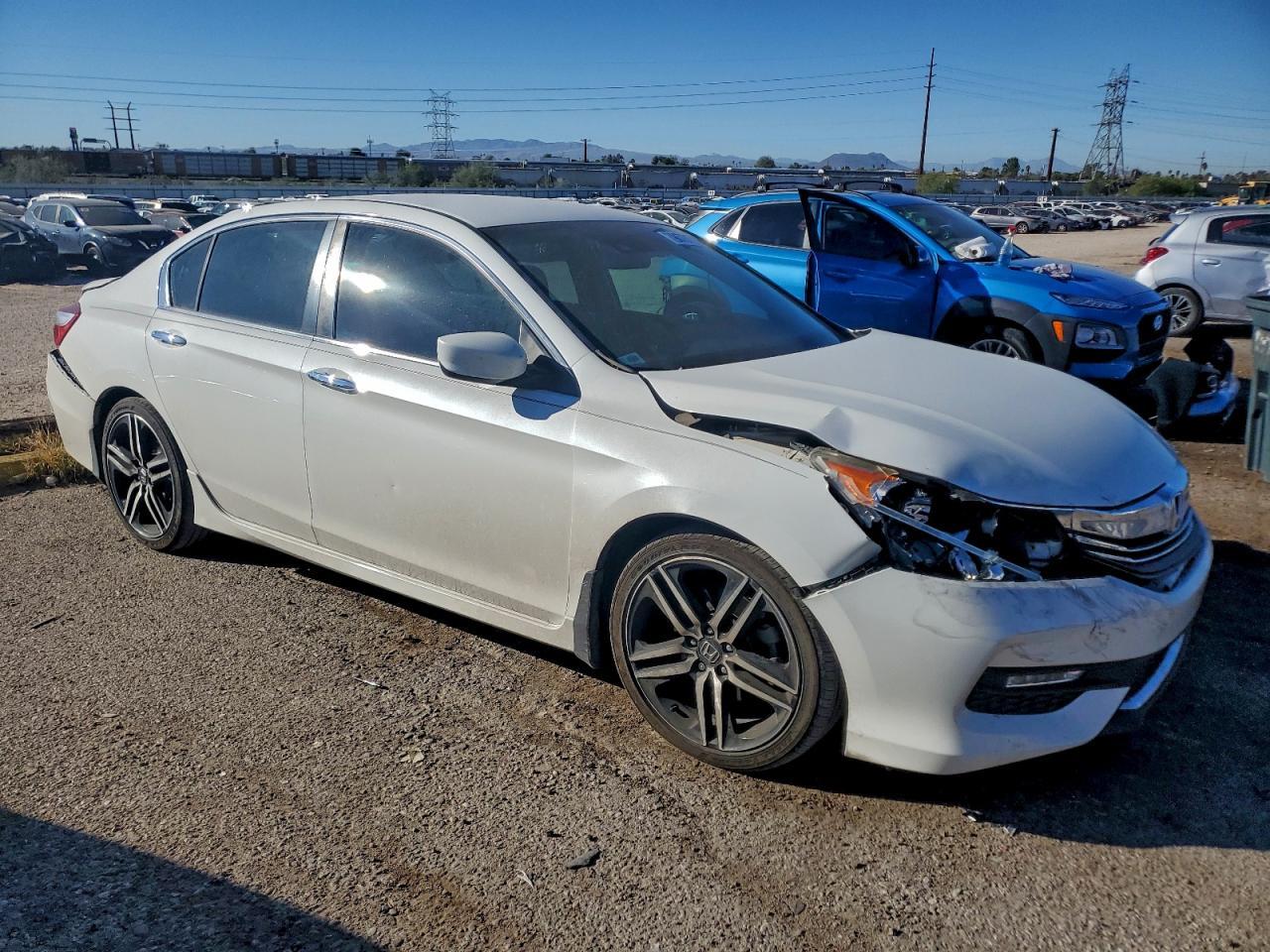 2016 HONDA ACCORD