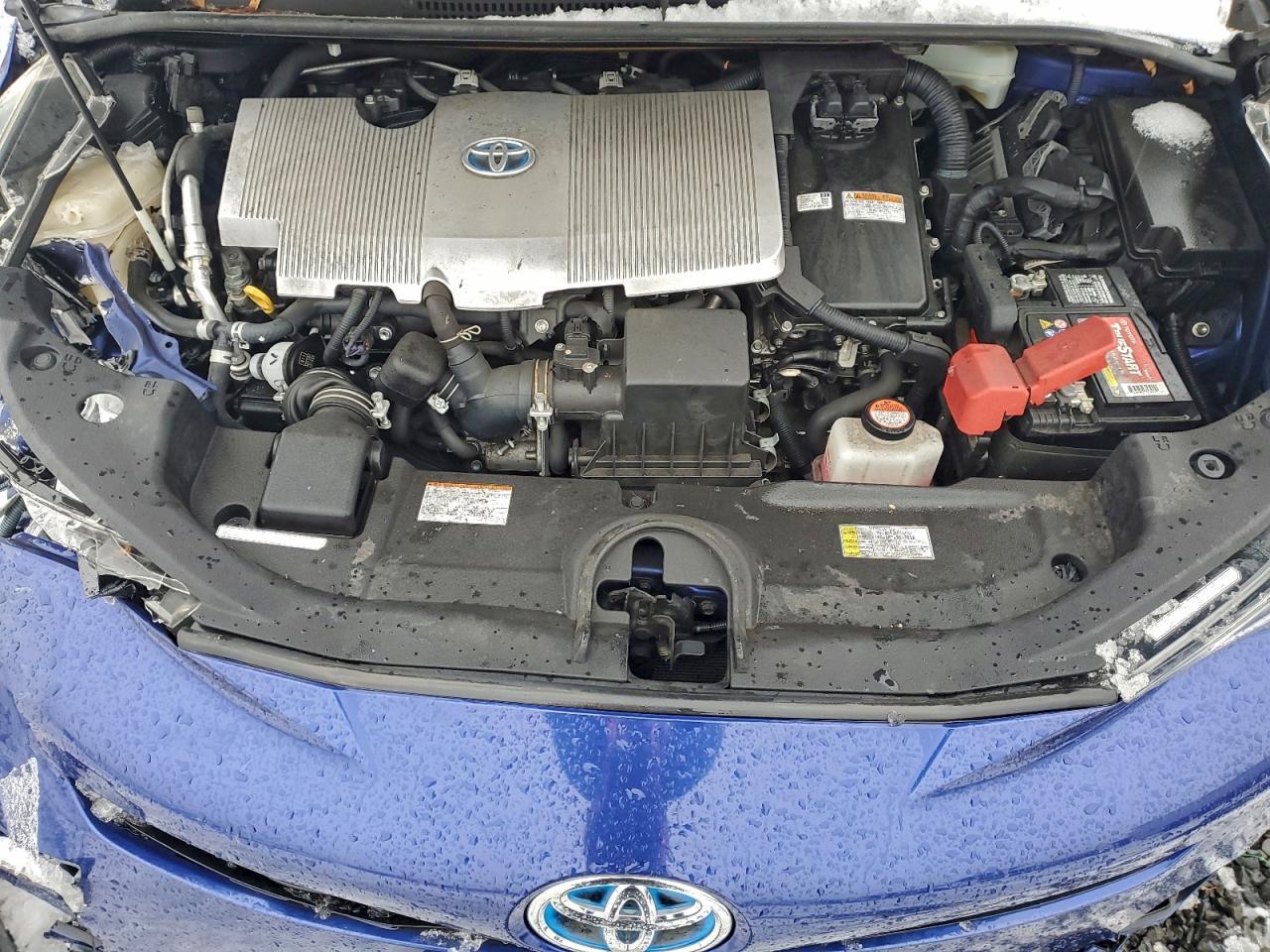 2016 TOYOTA PRIUS