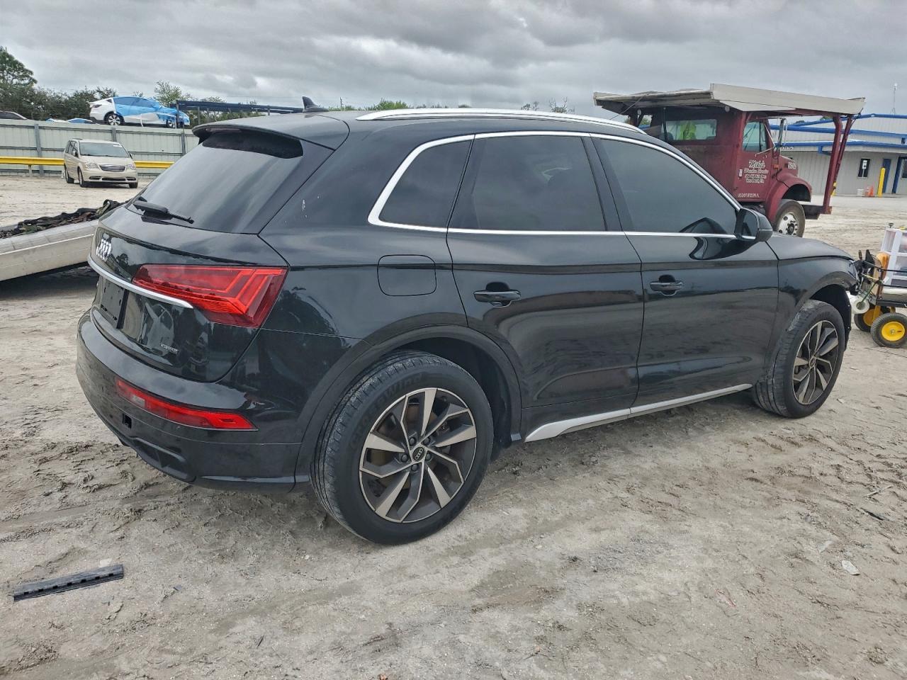 2021 AUDI Q5