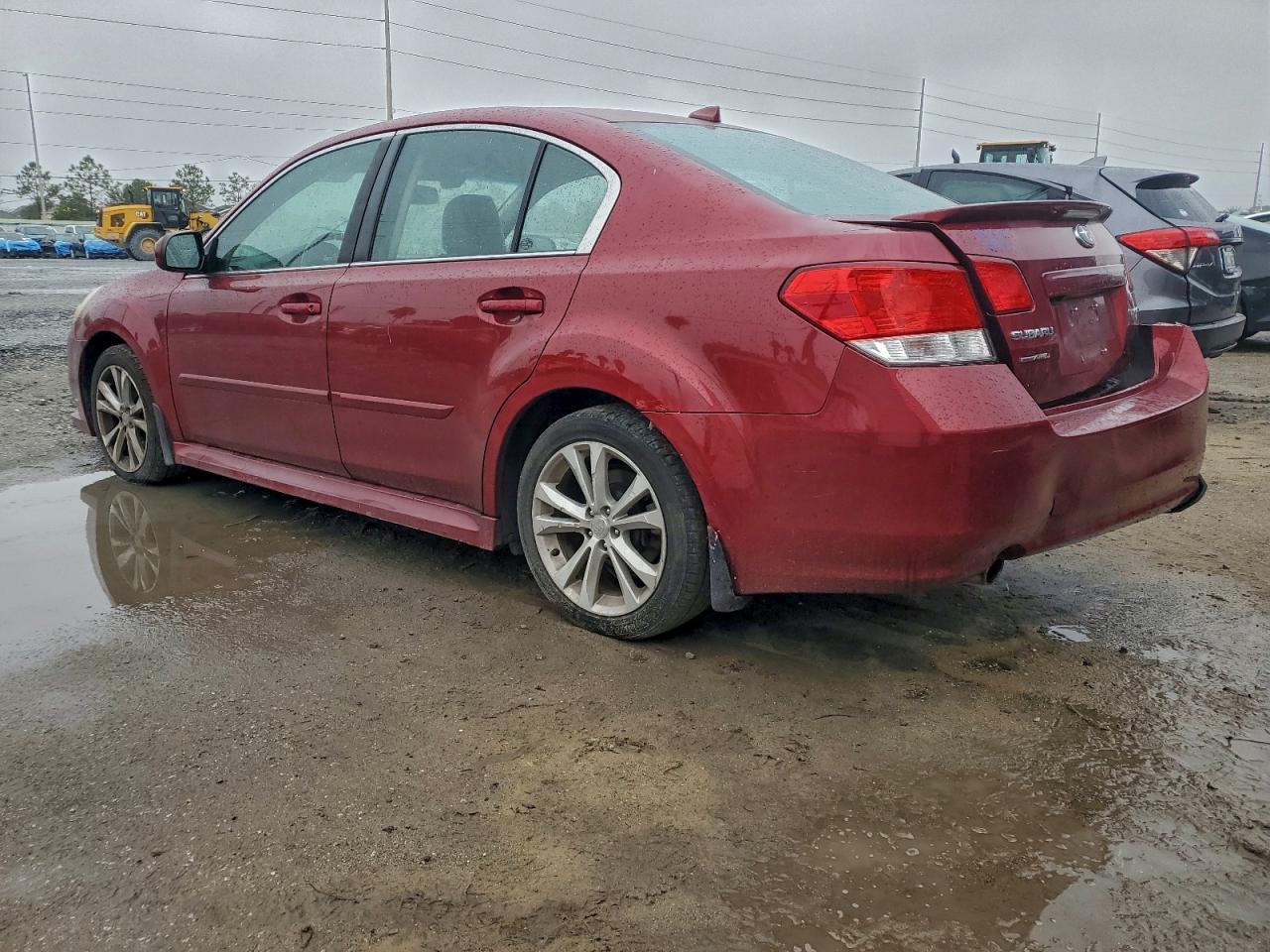 2013 SUBARU Legacy