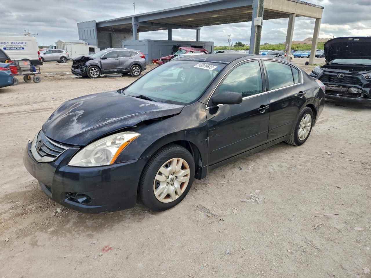2010 NISSAN ALTIMA