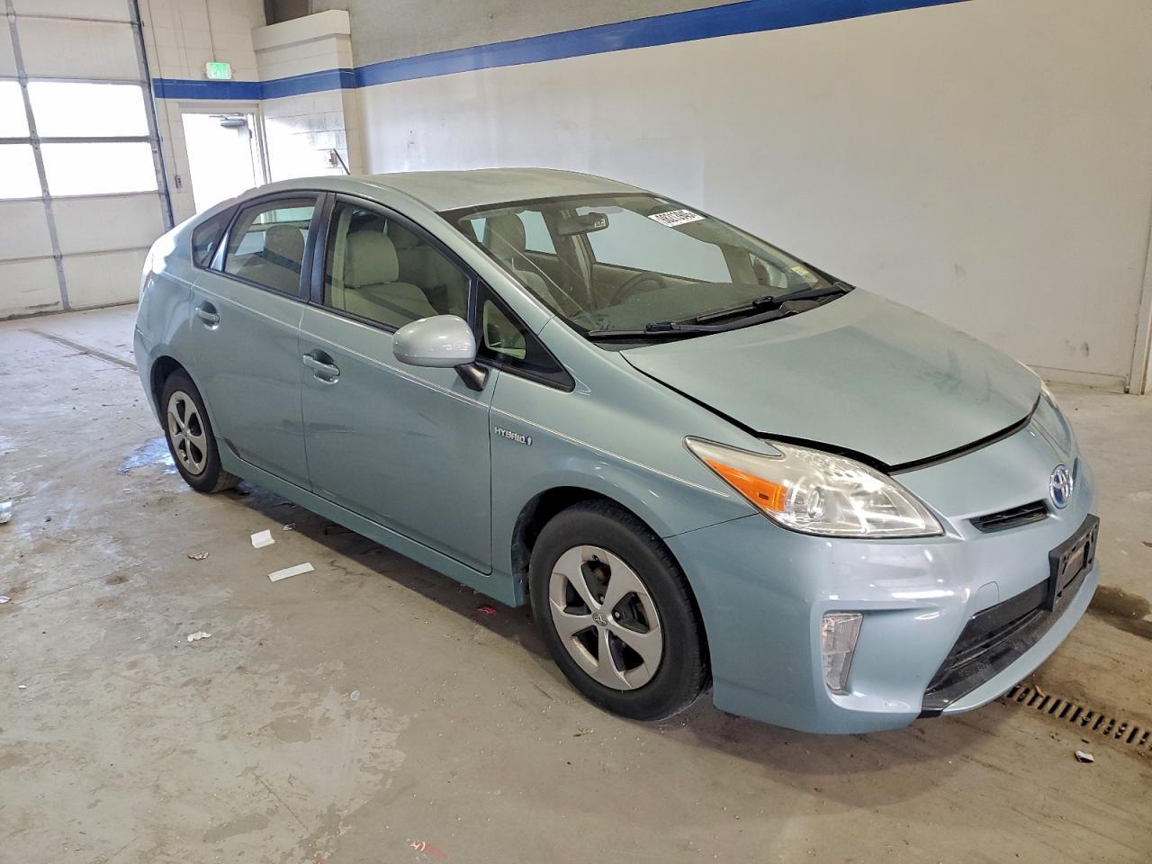 2015 TOYOTA PRIUS