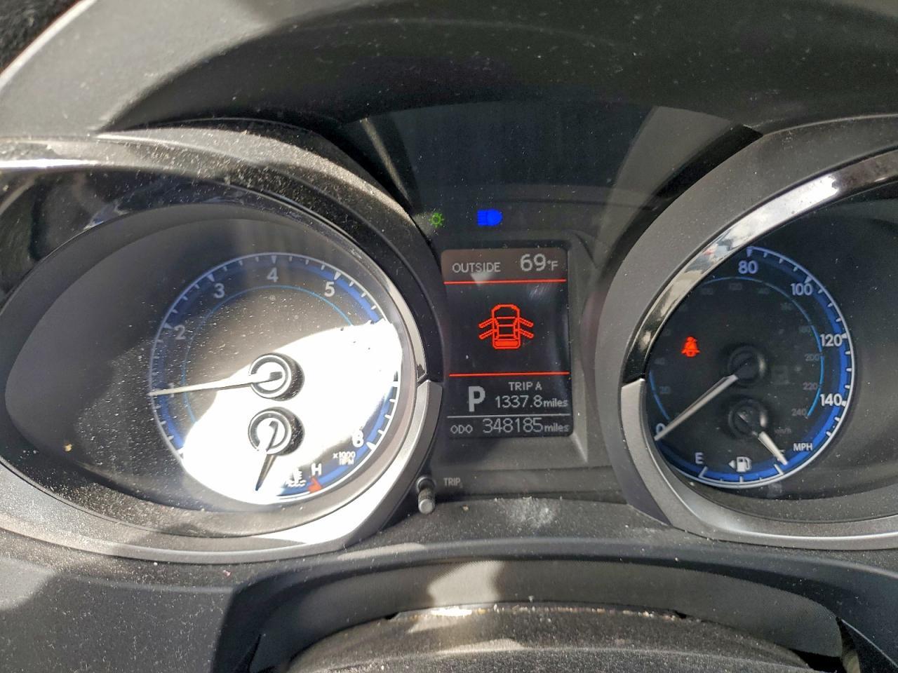 2016 TOYOTA COROLLA