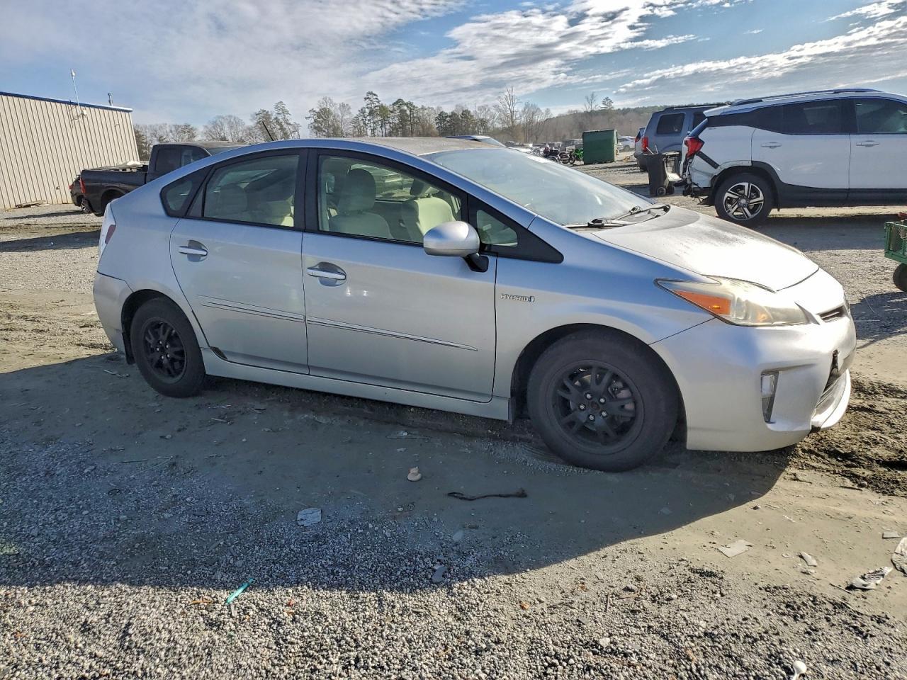 2014 TOYOTA PRIUS