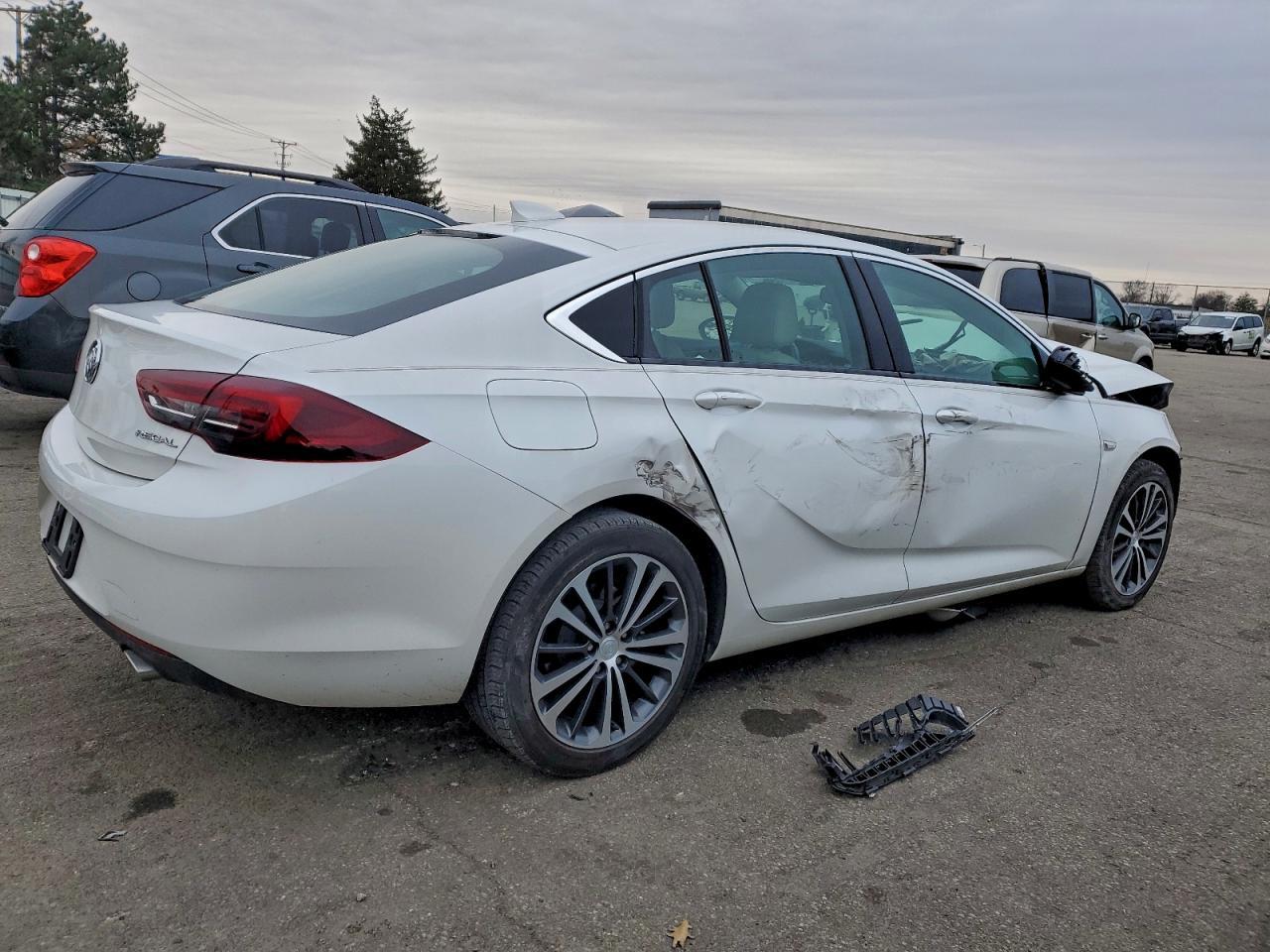 2019 BUICK Regal