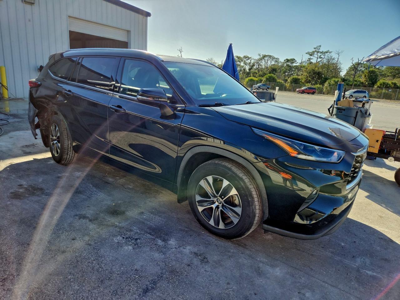 2021 TOYOTA HIGHLANDER