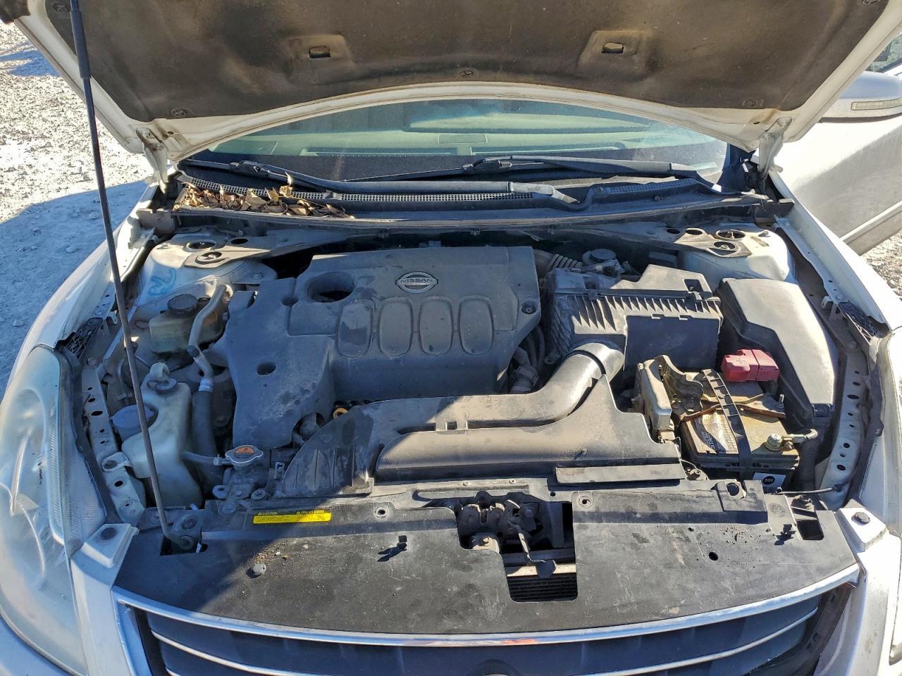 2010 NISSAN ALTIMA
