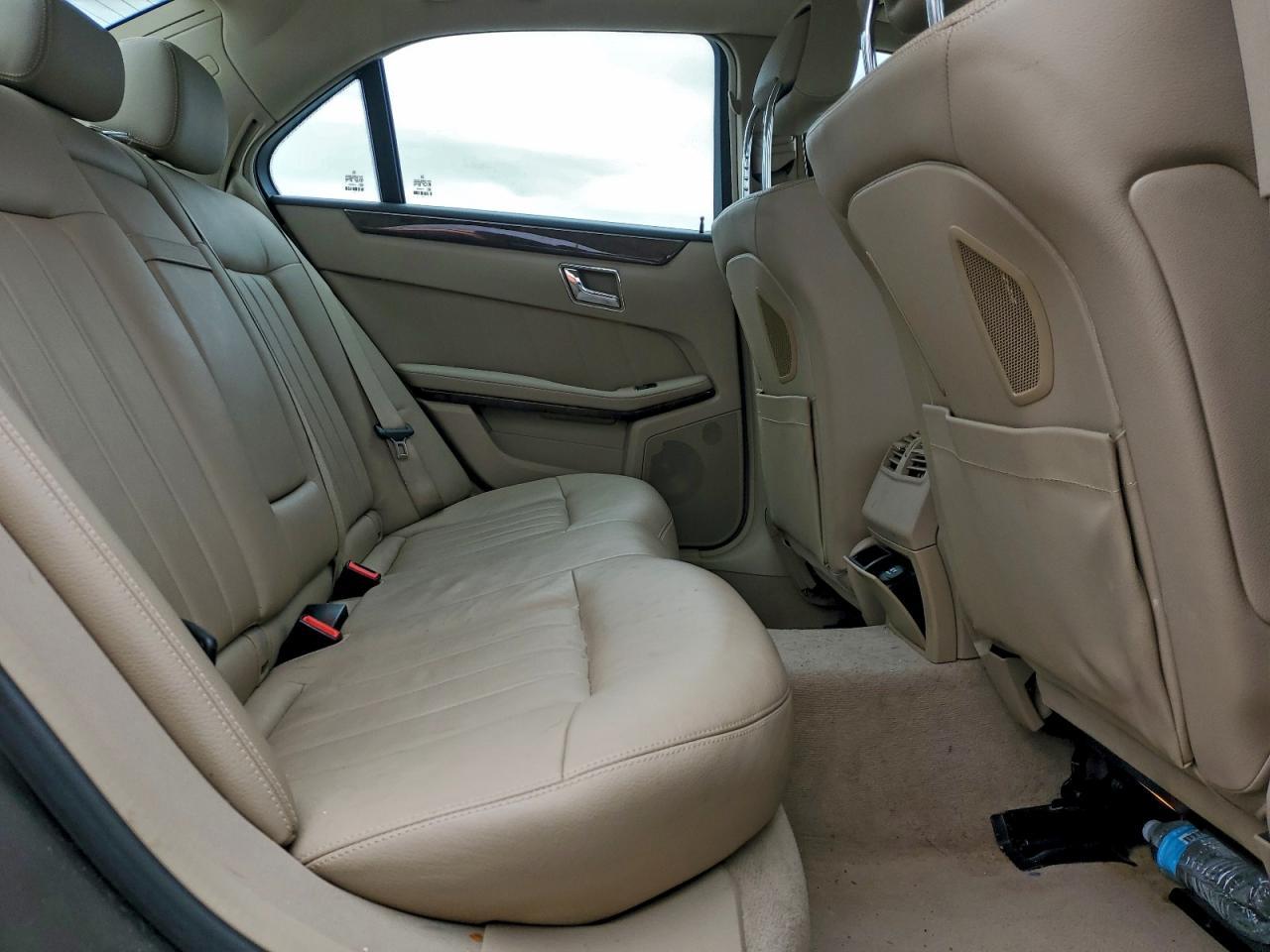 2010 MERCEDES-BENZ E-Class