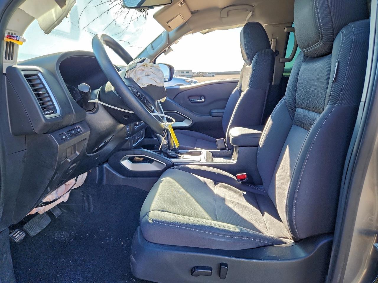 2022 NISSAN Frontier