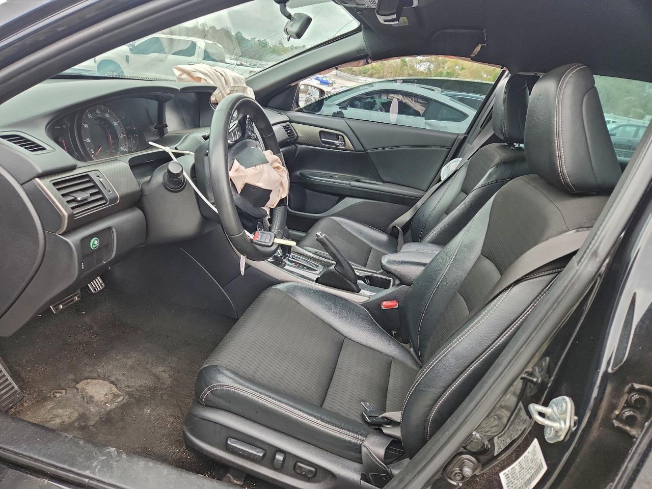 2017 HONDA ACCORD