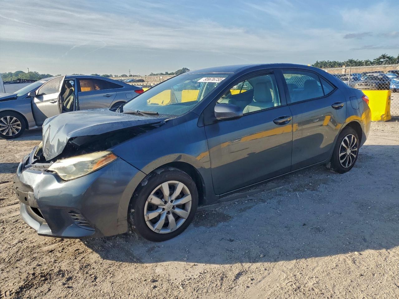 2016 TOYOTA COROLLA