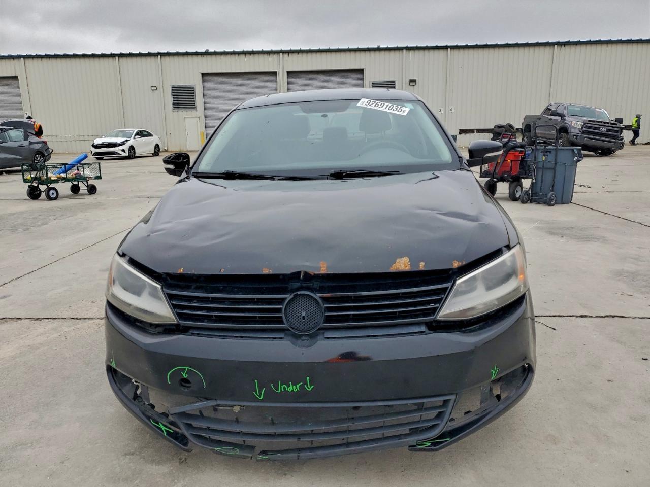2011 VOLKSWAGEN JETTA