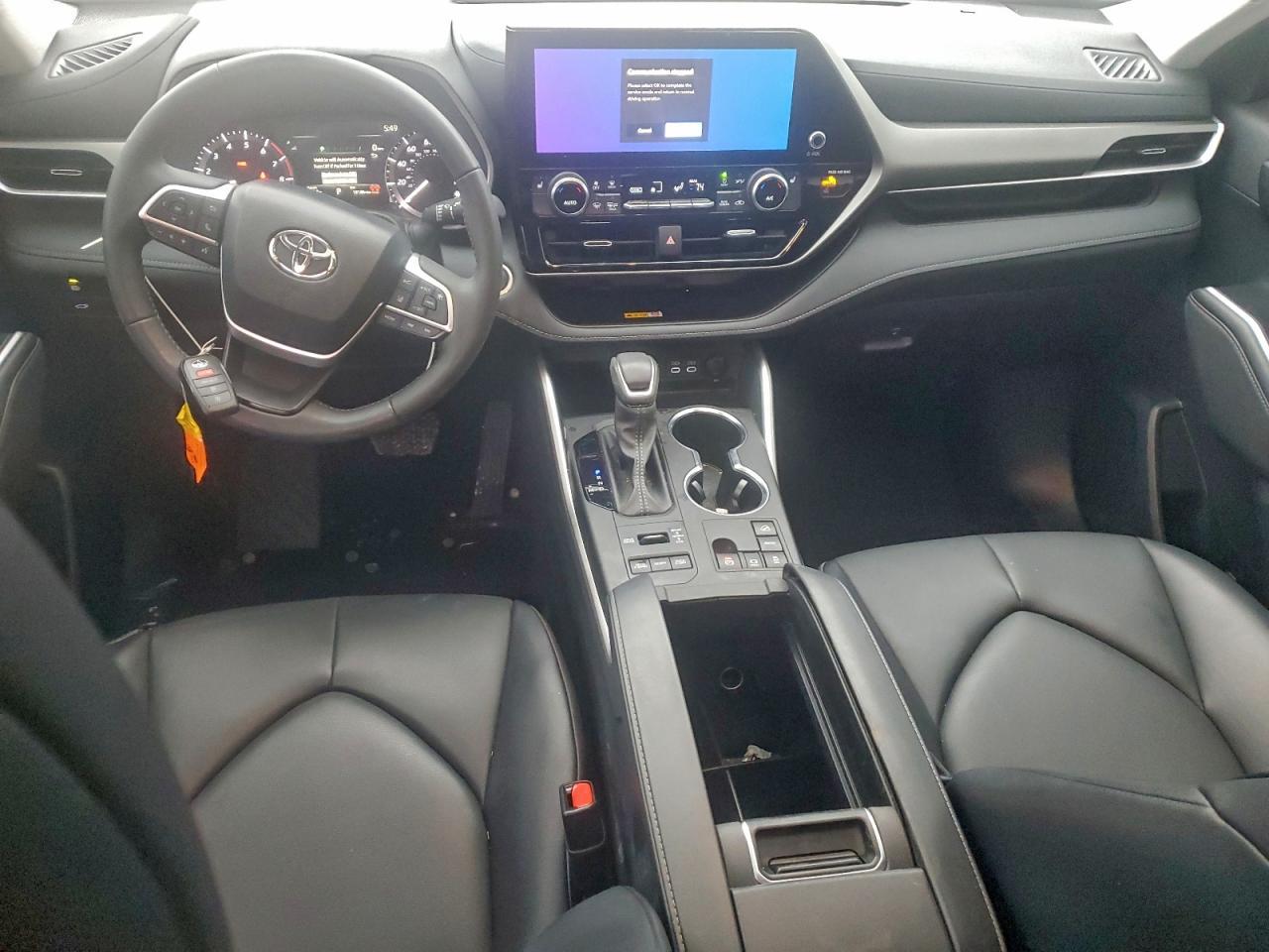2024 TOYOTA HIGHLANDER