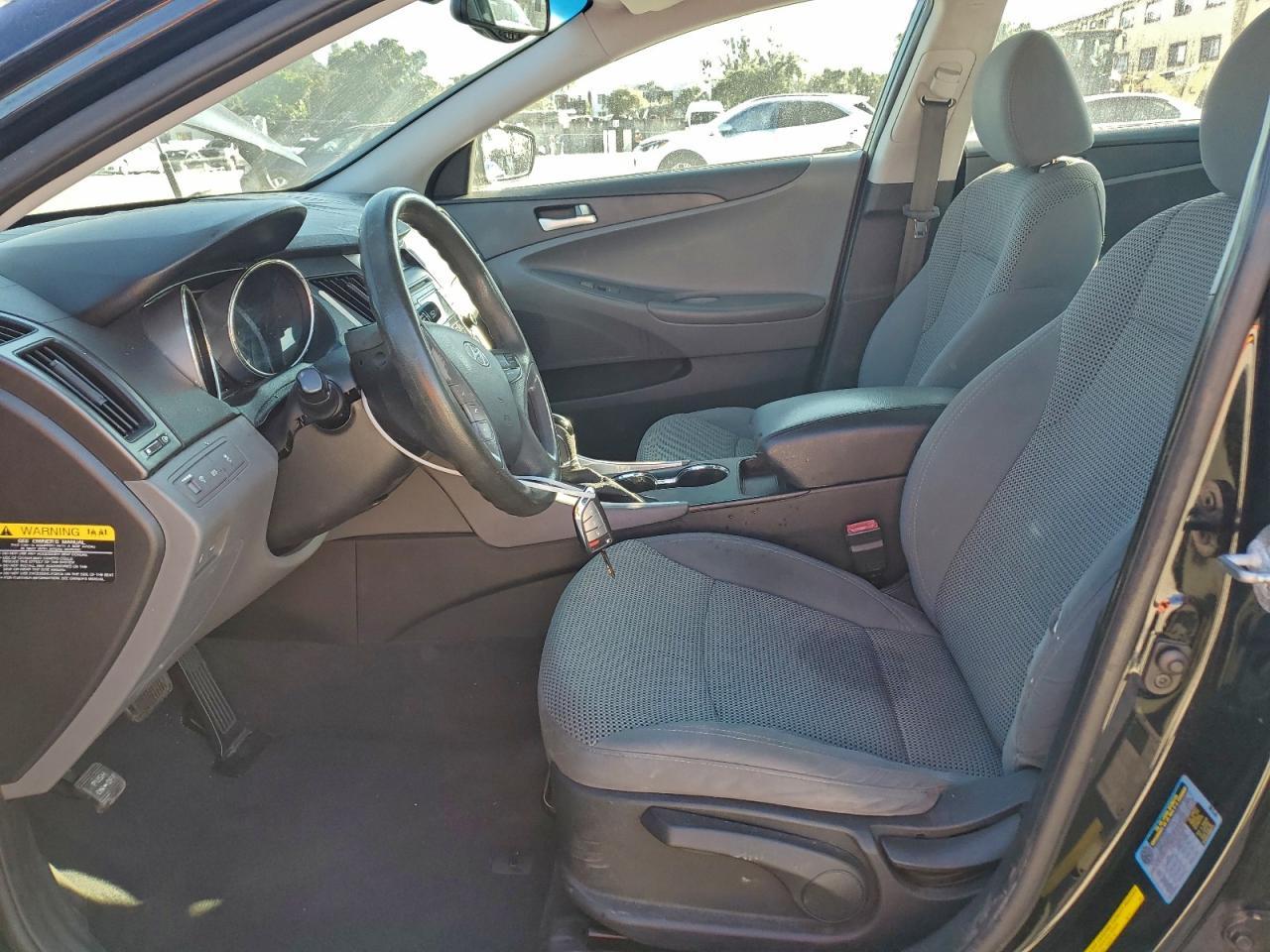 2012 HYUNDAI SONATA