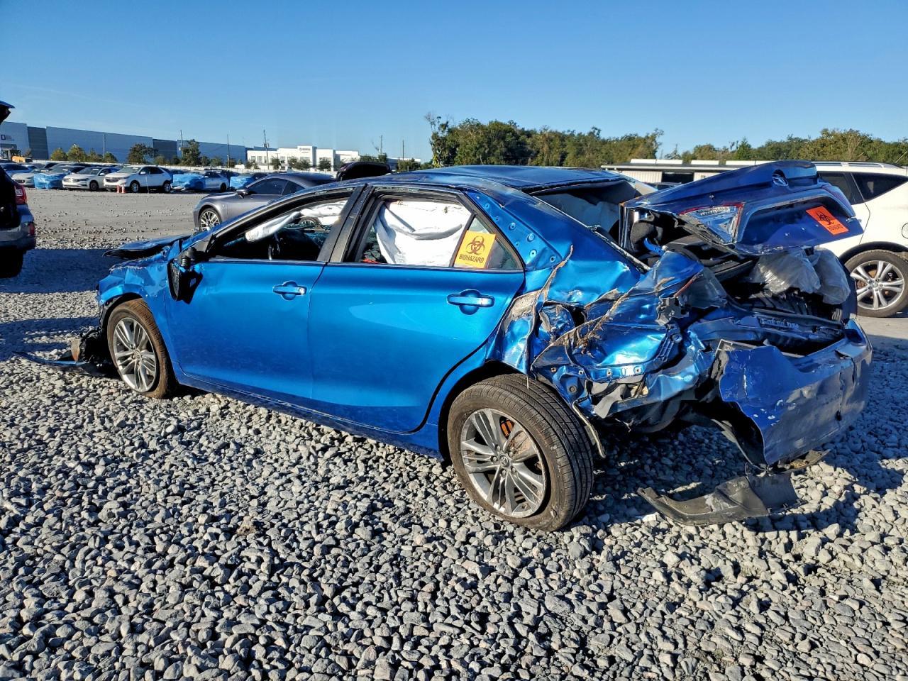2017 TOYOTA CAMRY