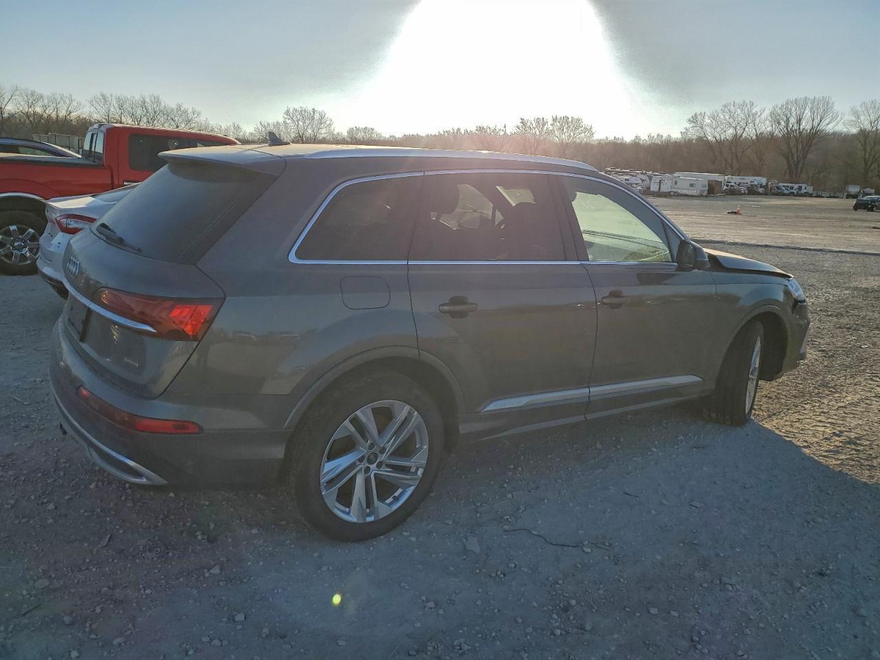 2021 AUDI Q7