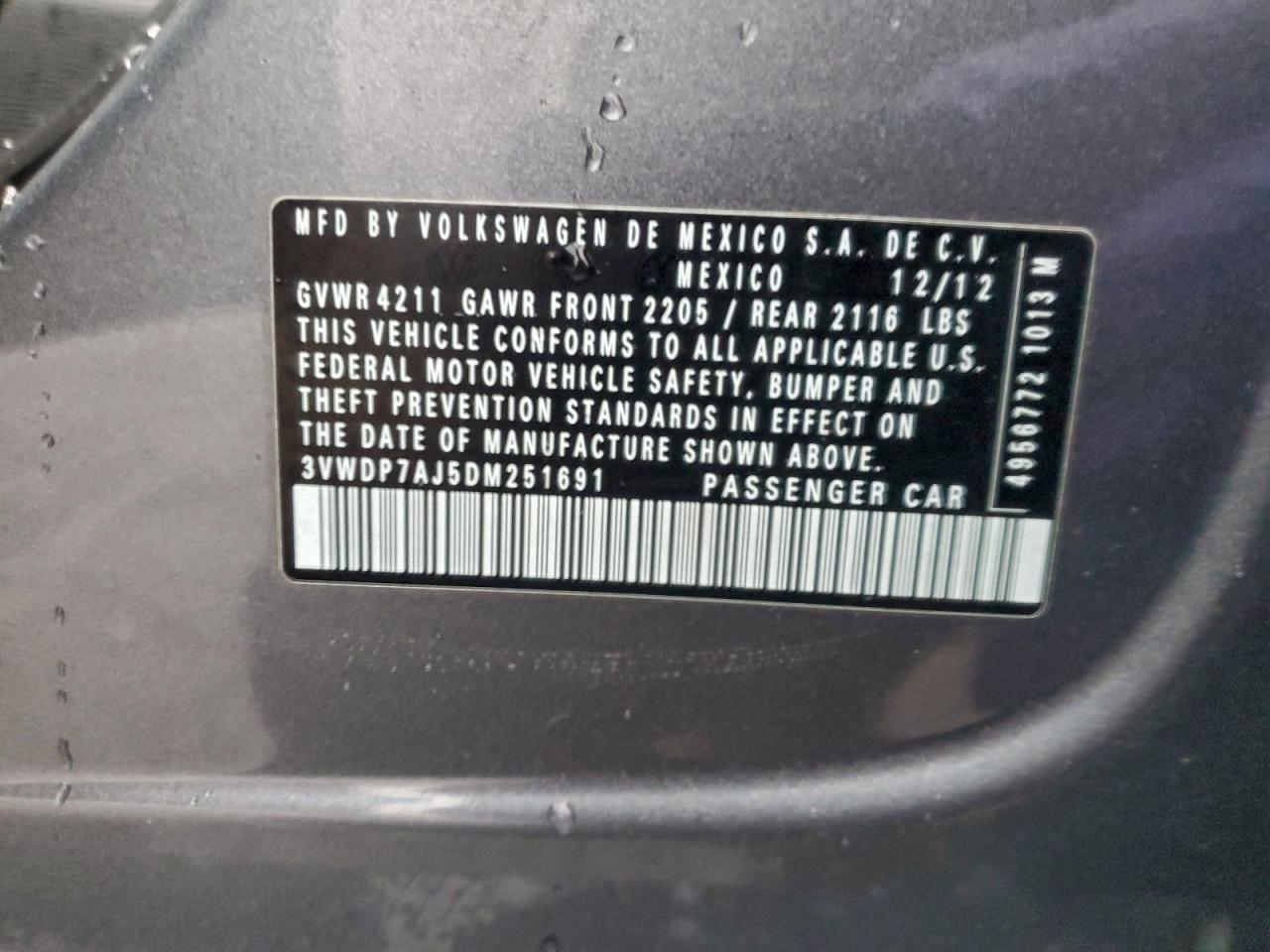 2013 VOLKSWAGEN JETTA
