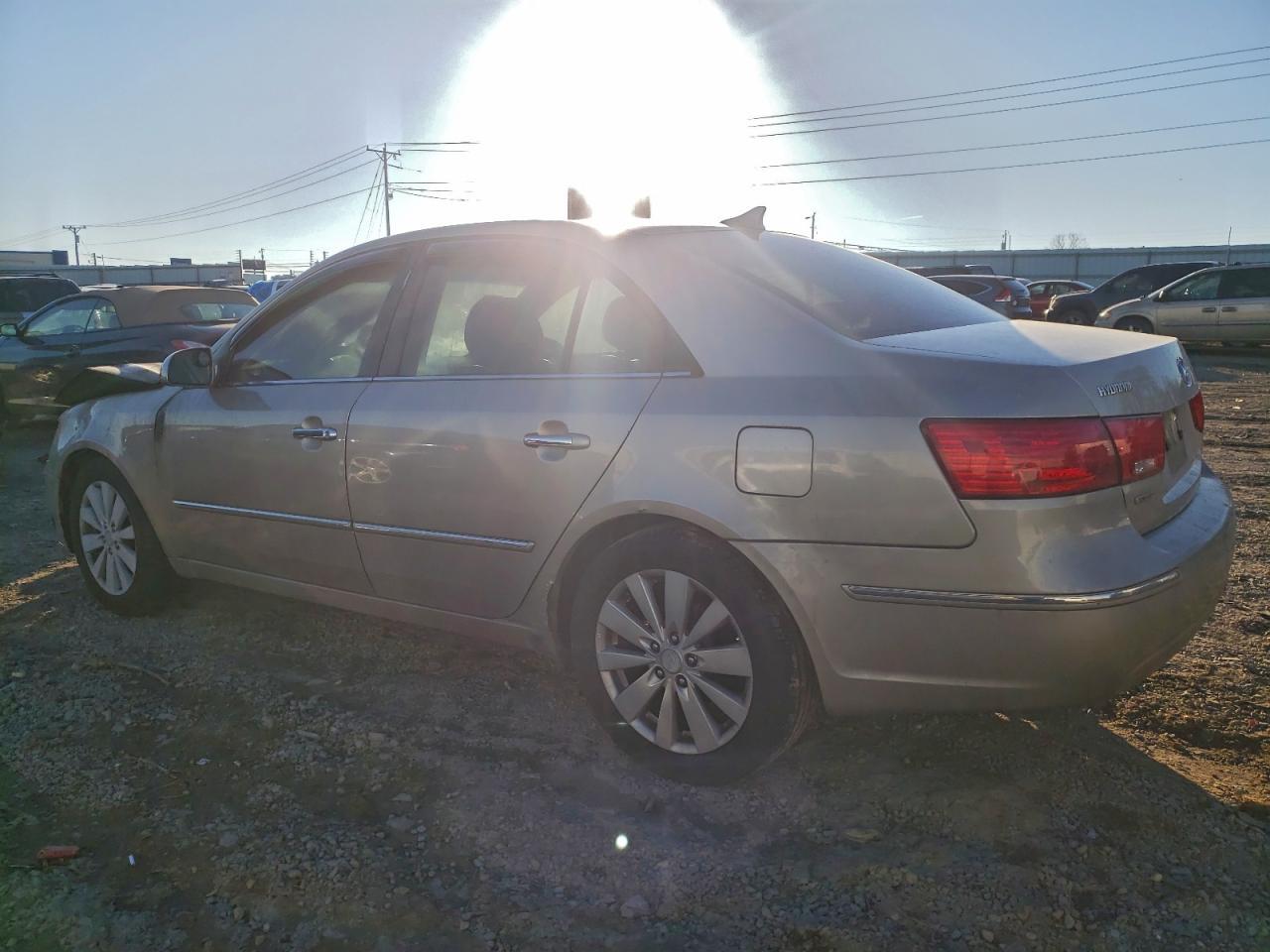 2010 HYUNDAI SONATA