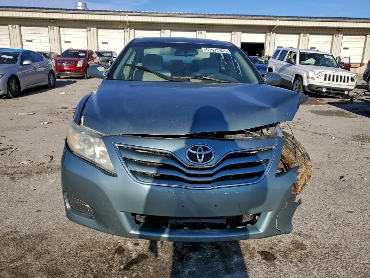 2011 TOYOTA CAMRY