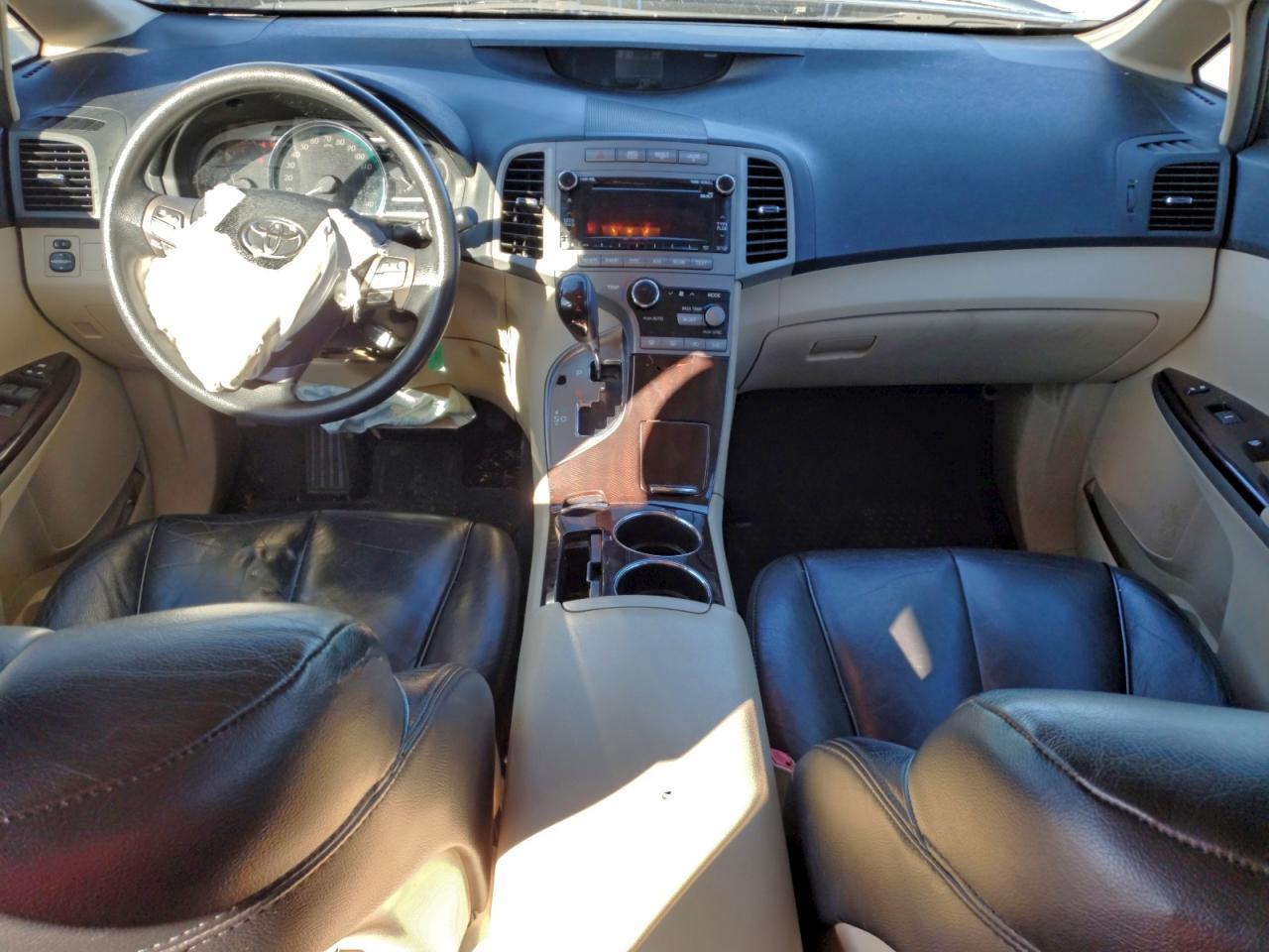 2010 TOYOTA VENZA