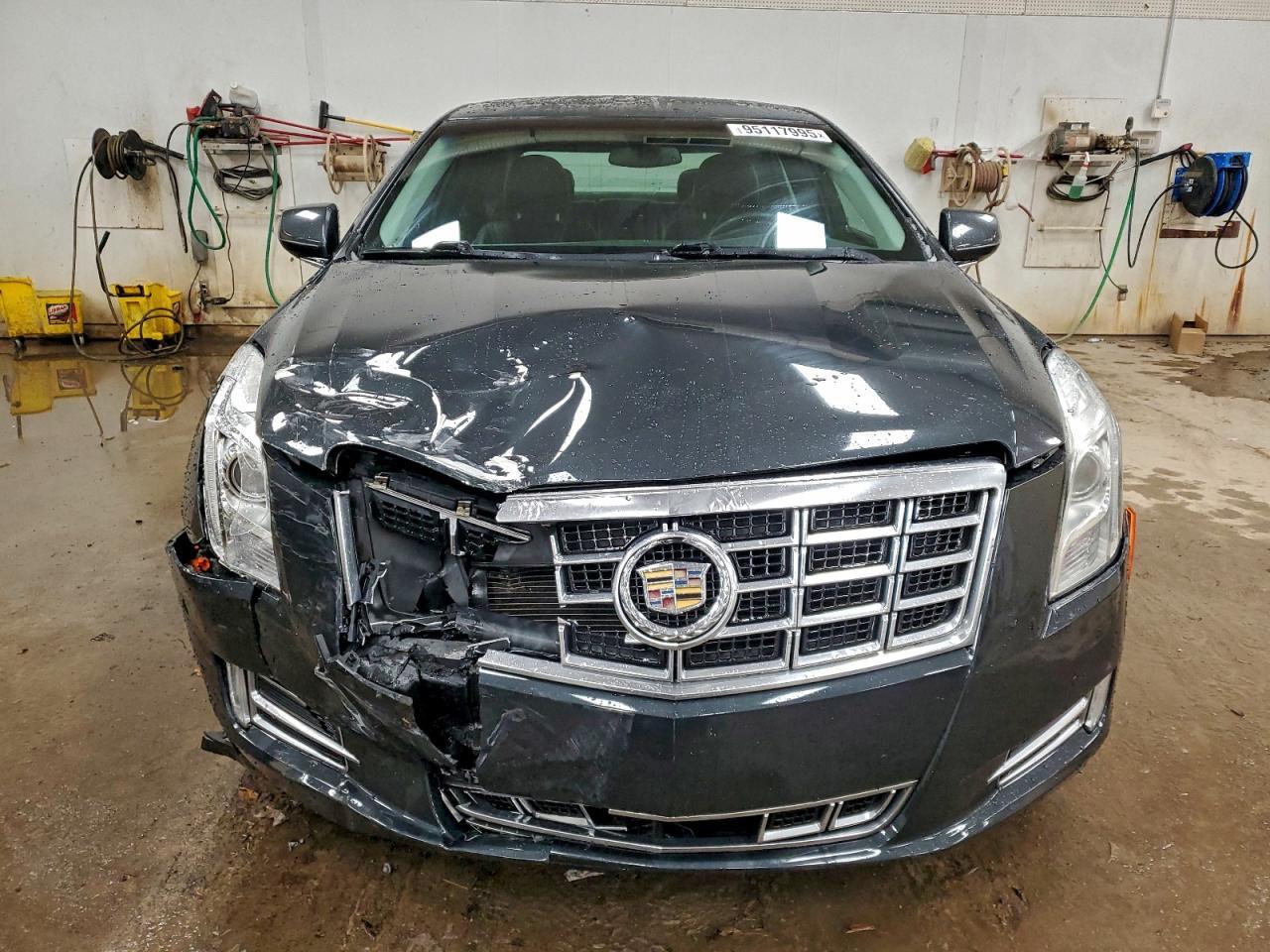 2014 CADILLAC XTS
