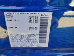 2025 NISSAN LEAF
