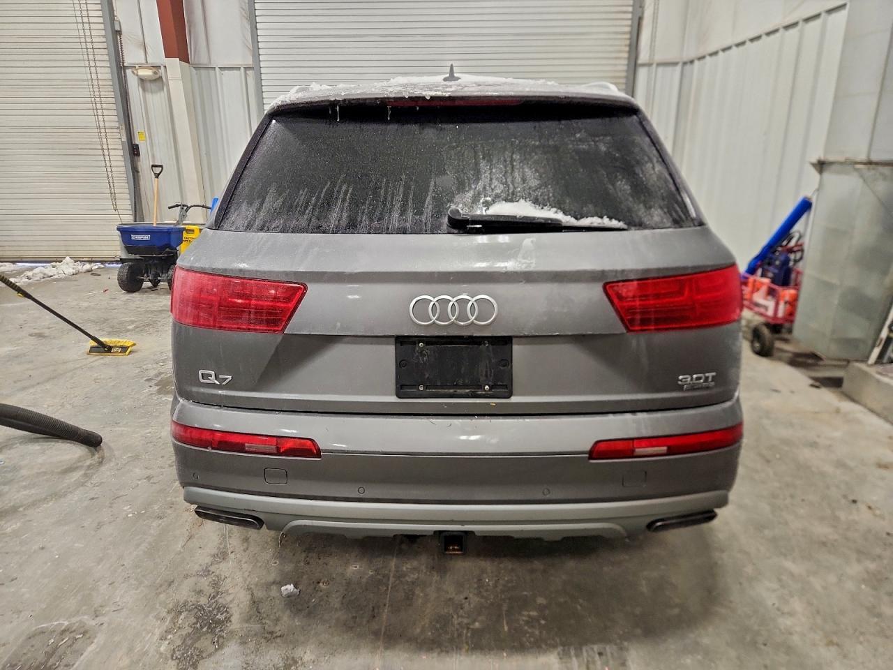 2018 AUDI Q7