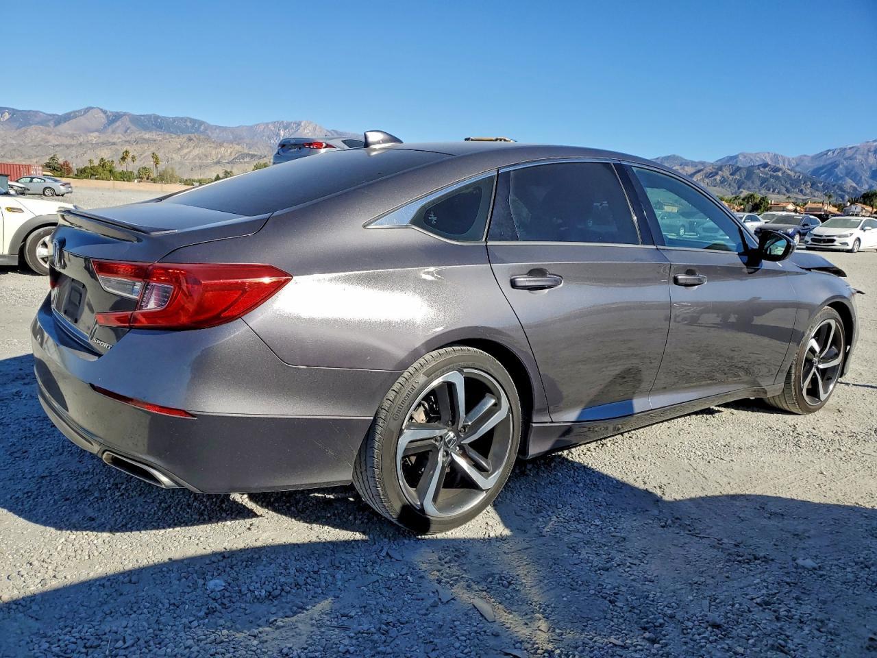 2018 HONDA ACCORD