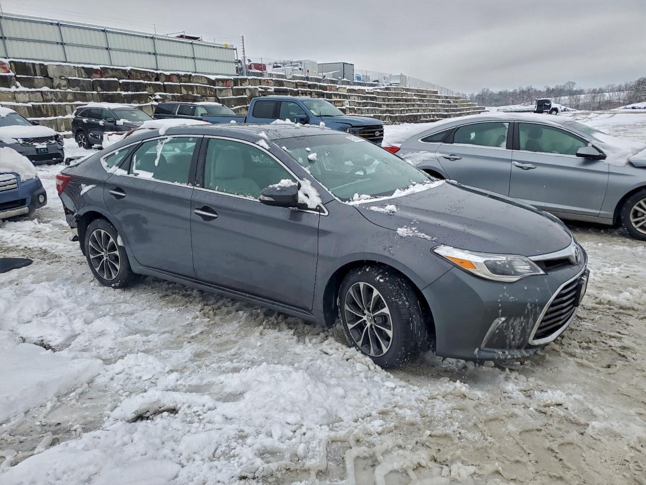 2016 TOYOTA Avalon