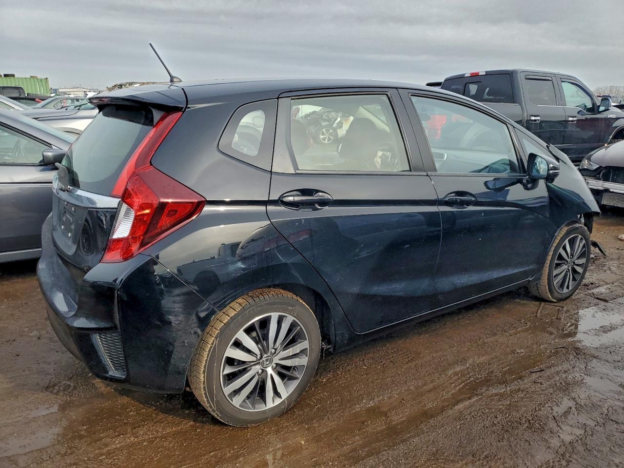 2017 HONDA FIT