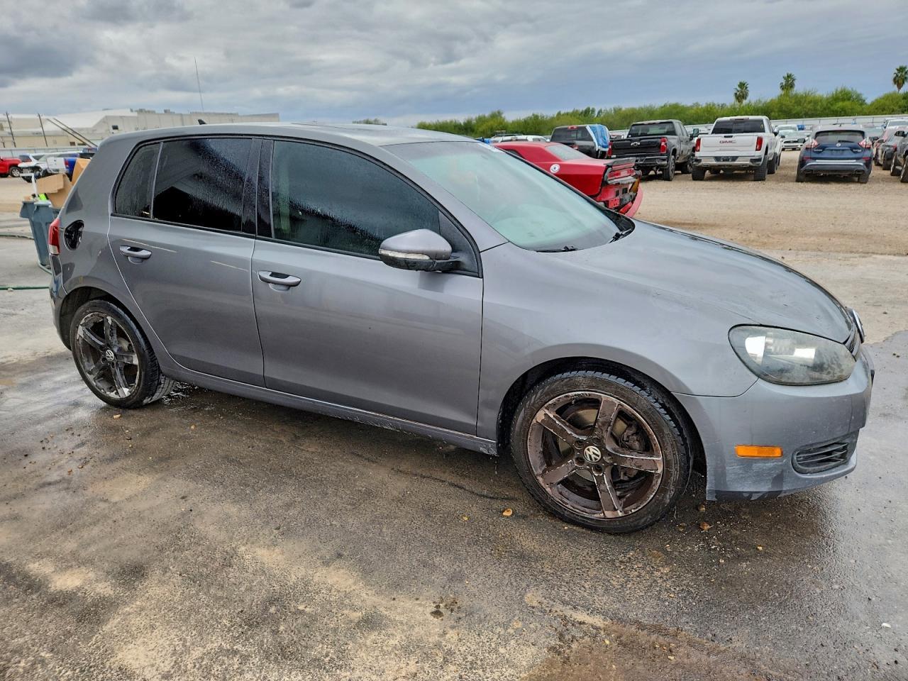 2014 VOLKSWAGEN GOLF